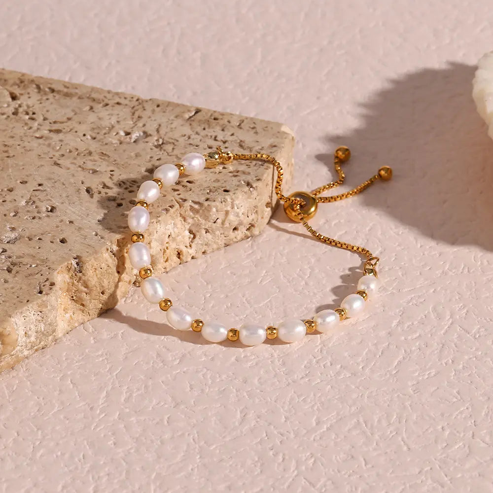 Elegant Perle og Gull Armbånd