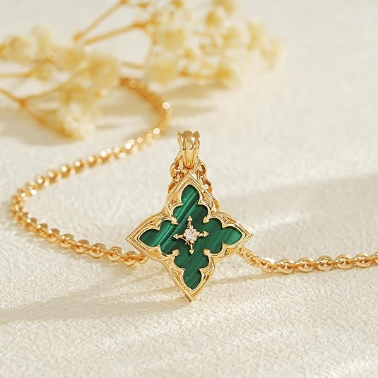 Smaragd Clover Anhengshalskjede | Gull